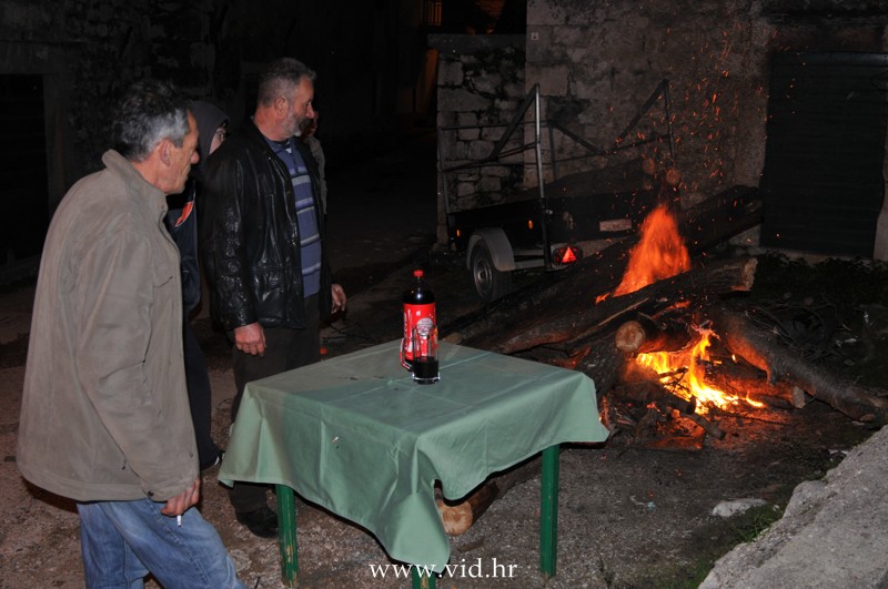 Badnjak (10)